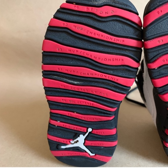 Toddler Retro Jordan 10s size 6 - Picture 14 of 14